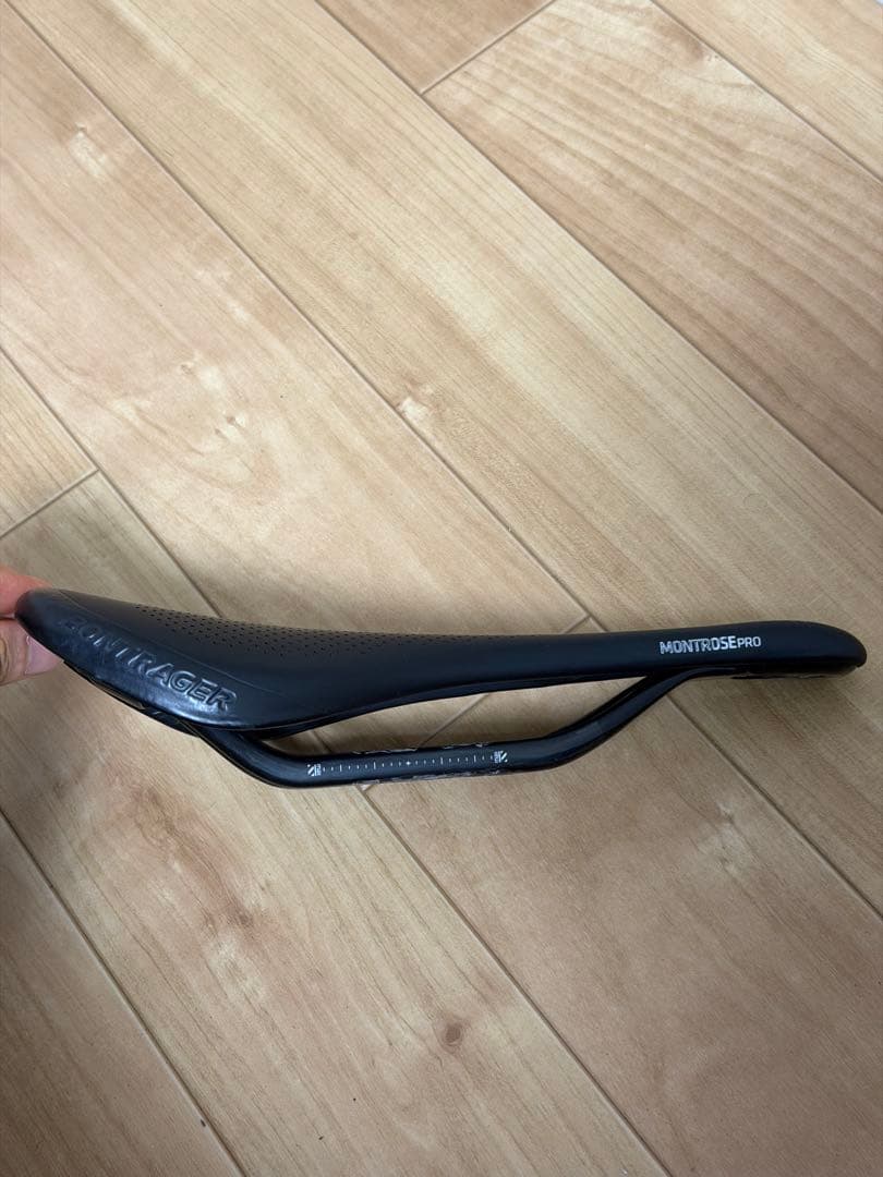 BONTRAGER MONTROSE PRO カーボンサドル