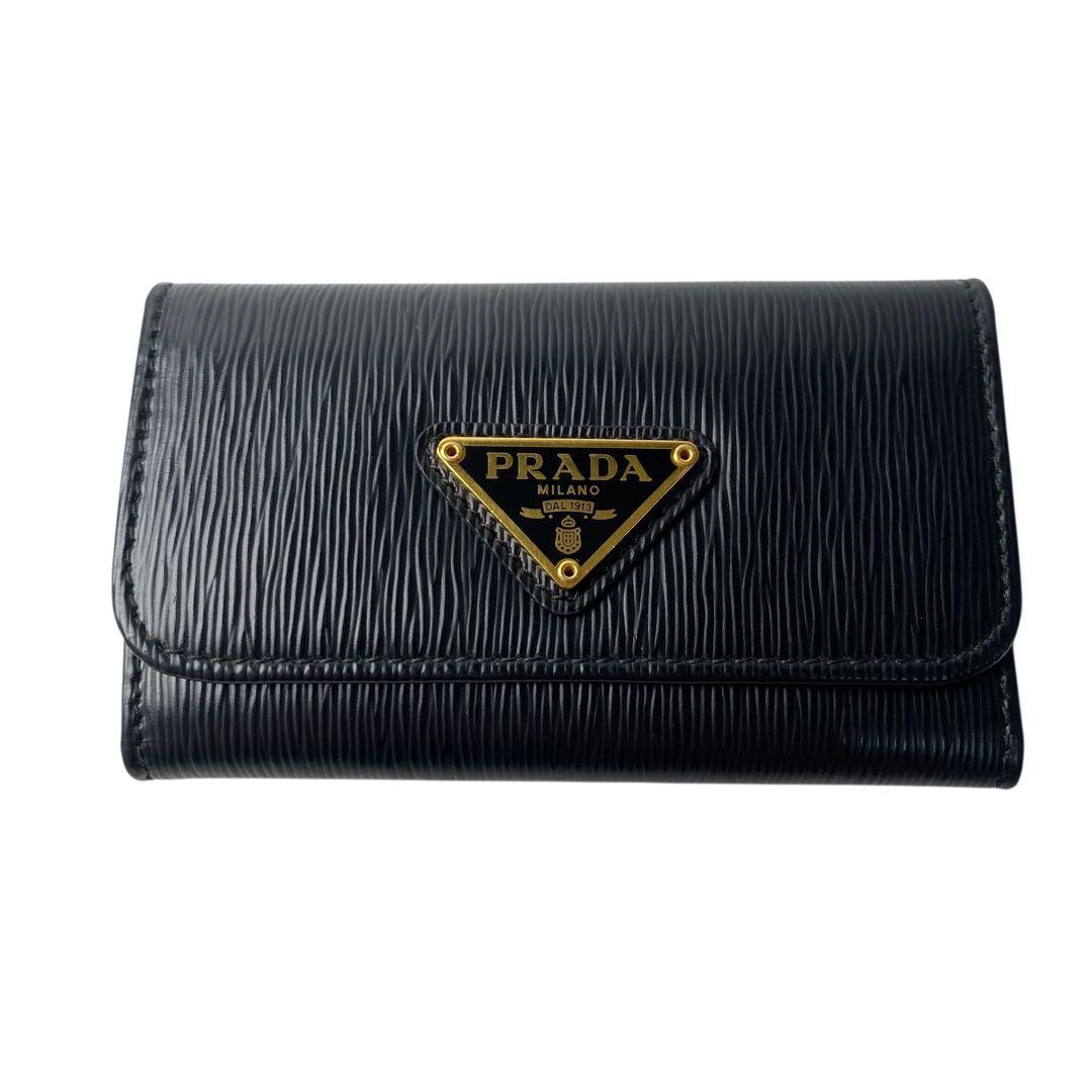 美品 プラダ PRADA 4連 キーケース 三角ロゴプレート ブラック