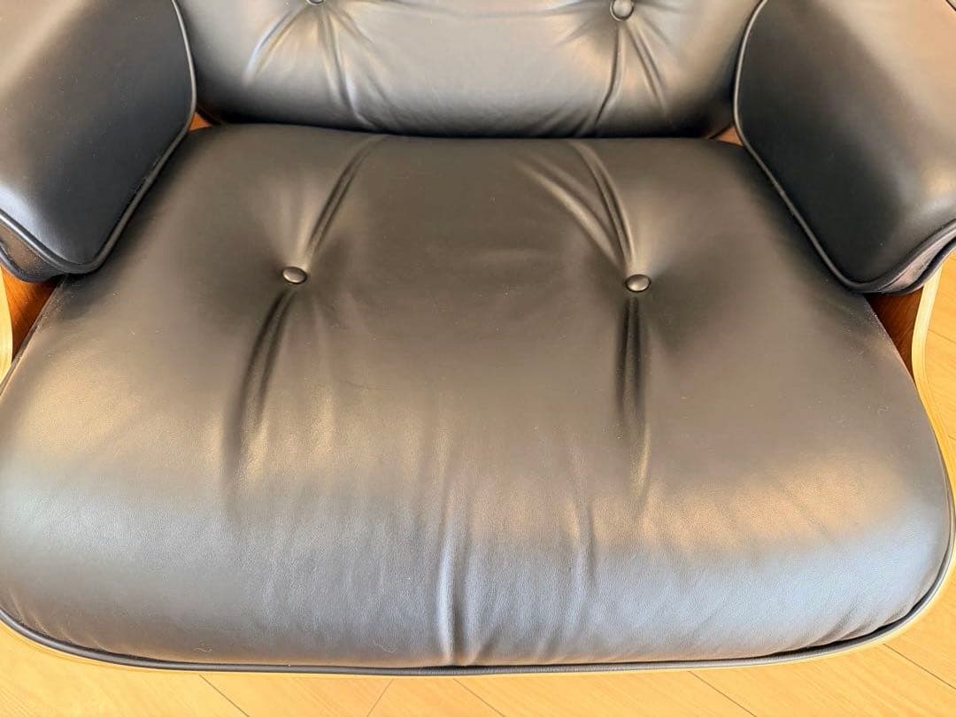 美品 正規品 ハーマンミラー イームズ ラウンジチェア 大塚家具
