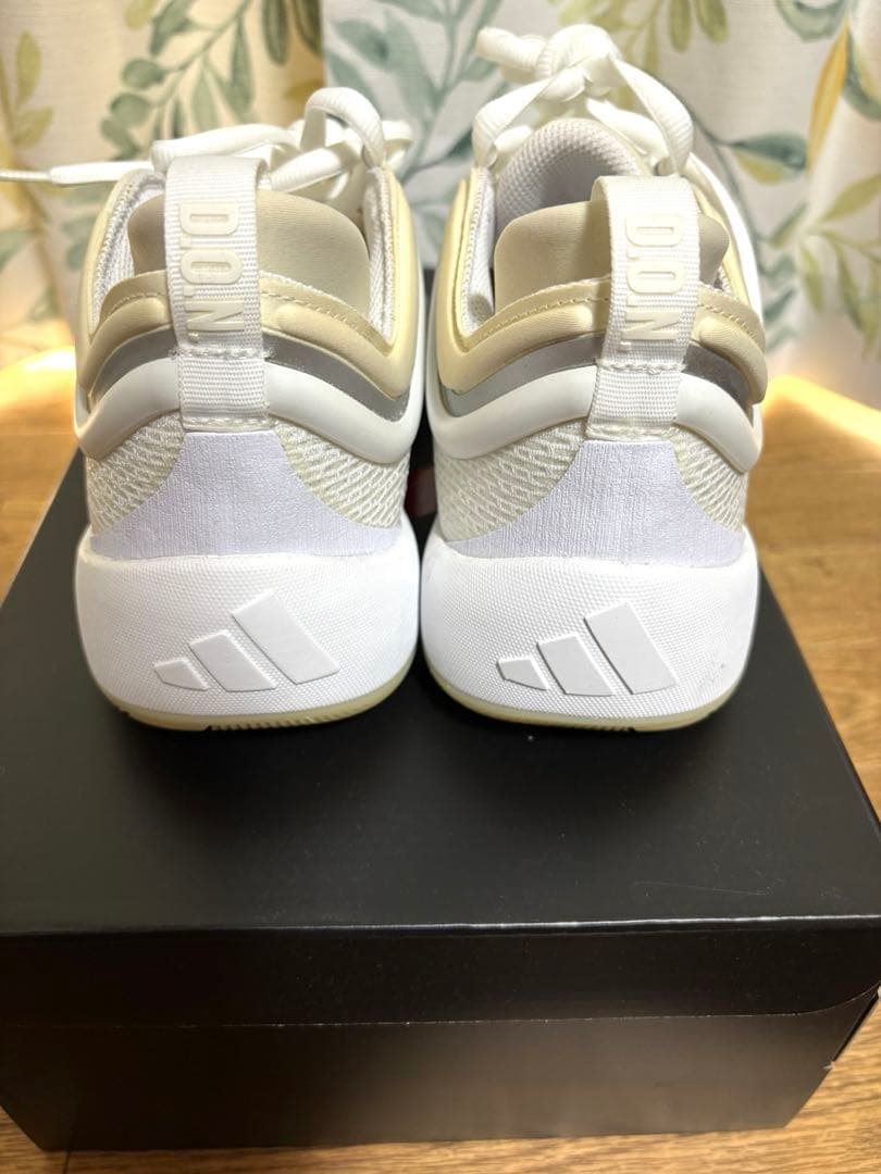 シューズ(男性用) adidas D.O.N. Issue #6 Triple Whitet