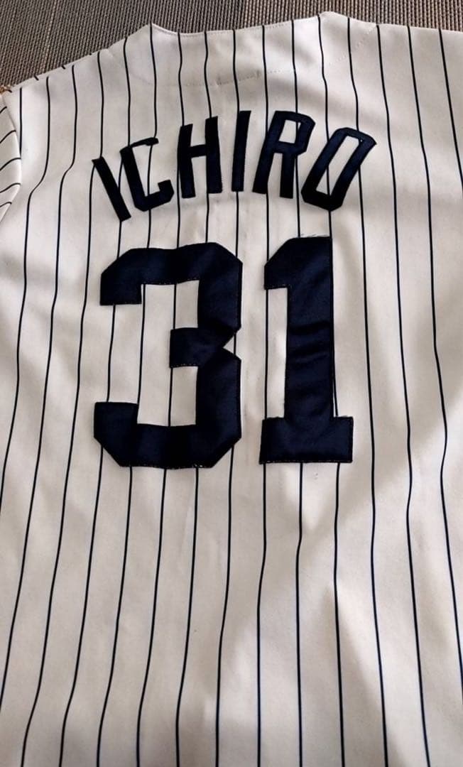 イチロー 31番 ニューヨーク・ヤンキース レプリカユニフォーム➕写真