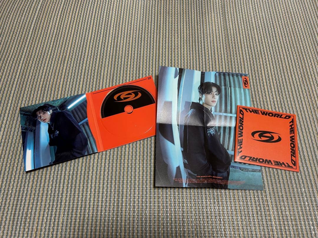 ATEEZ CD まとめ売り おまけ付き （グッズ、ブロマイド、トレカ）値下げ⭕️