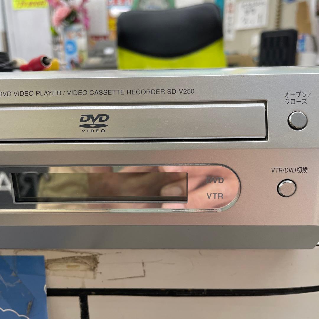 VHS DVD 再生　ビデオ　リモコン無