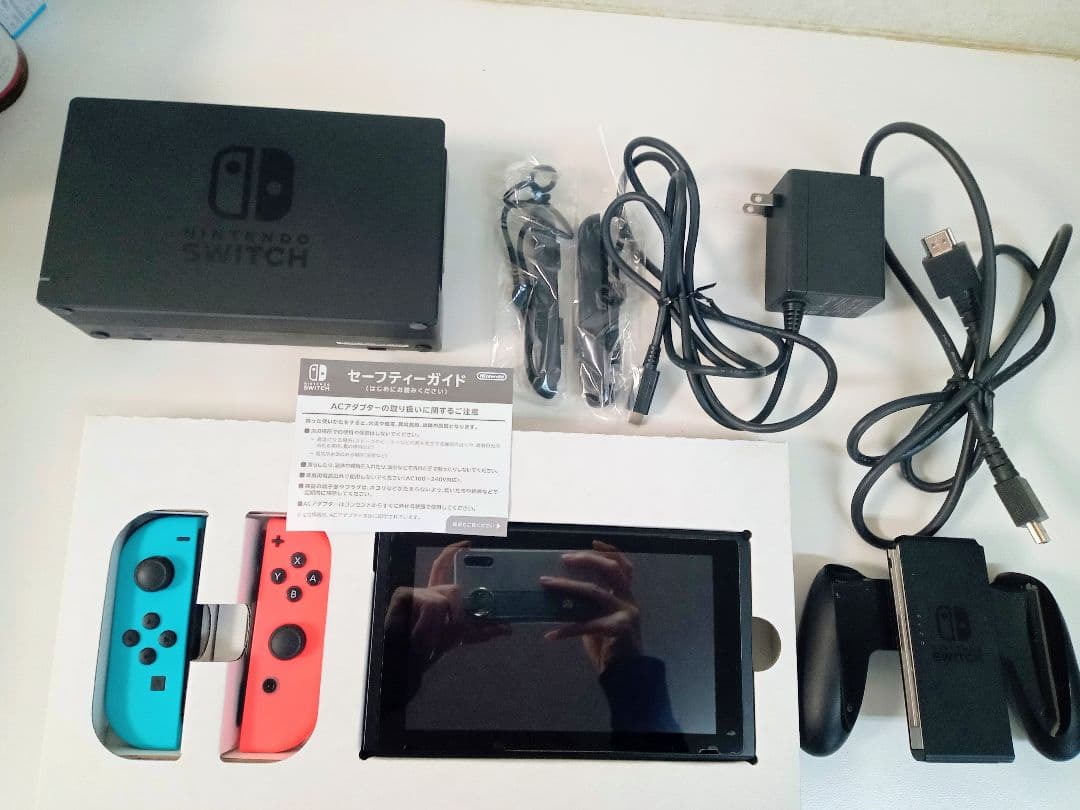 Nintendo Switch 本体 ネオンブルー/ネオンレッド　付属品あり