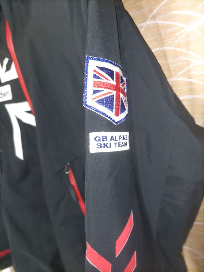 ゴールドウイン イギリスチームモデルジャケット & フルオープンパンツ