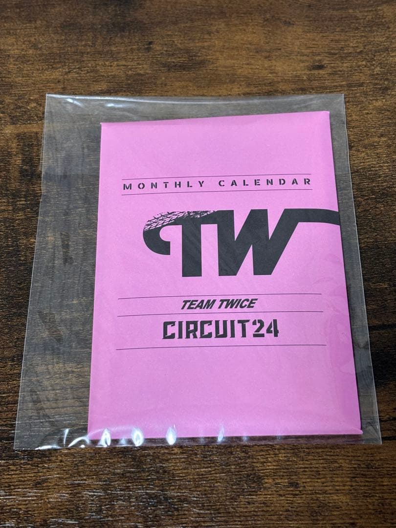 TWICE JAPAN SEASON’S GREETINGS 2024