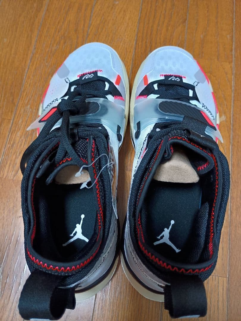i*5様 新品未使用タグ箱付 NIKE JORDAN WHY NOT ZERO.