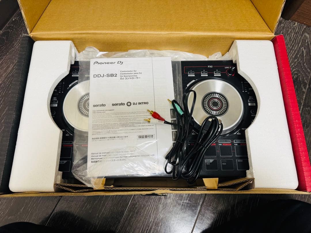 【スピーカー付】数回のみ利用:DDJ-SB2 Pioneer DJコントローラー