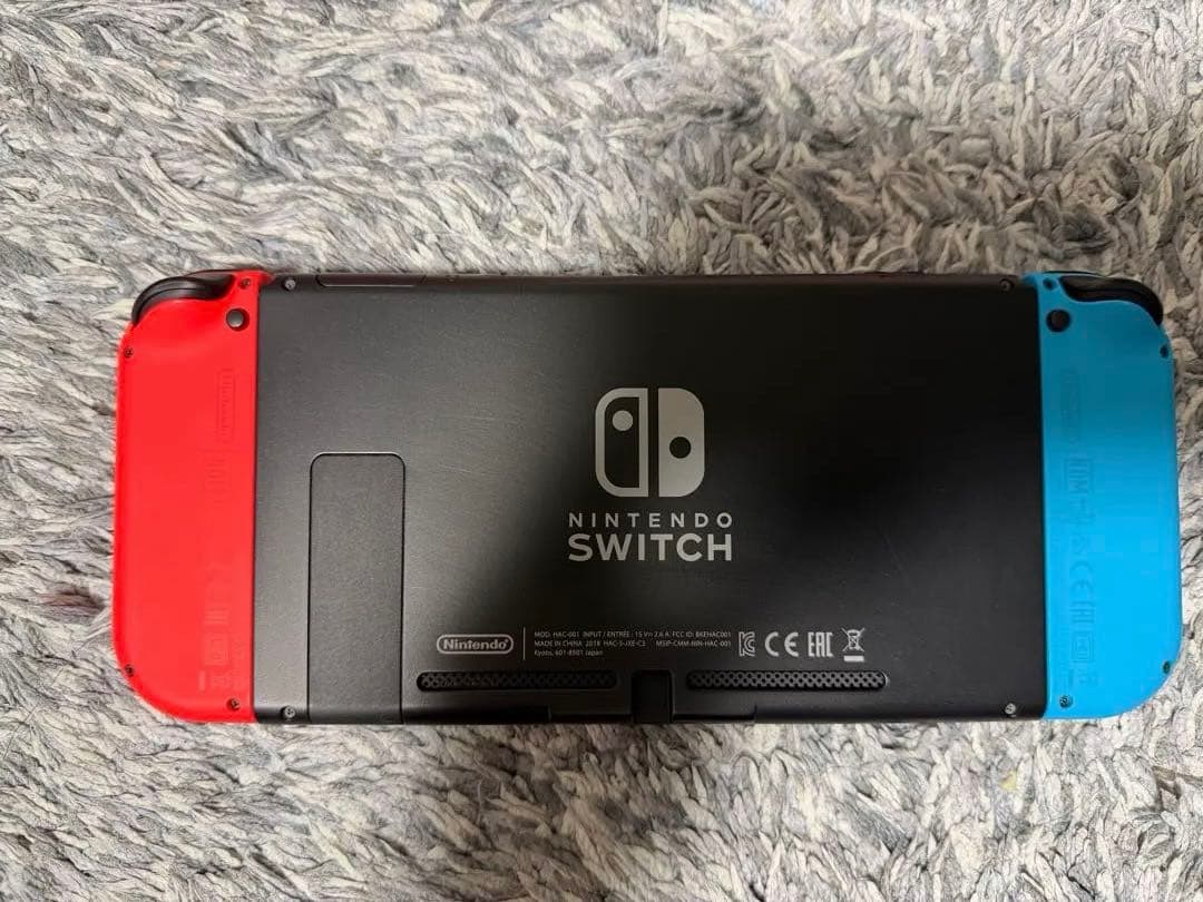 旧型Ninteodo Switch ネオン