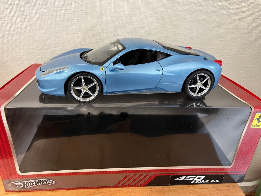 1/18 Hot Wheelsフェラーリ458 ITALIA