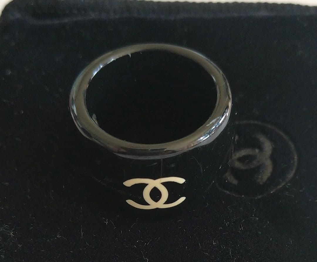 マ*ン様 CHANEL カメリアリング black/beige 14号