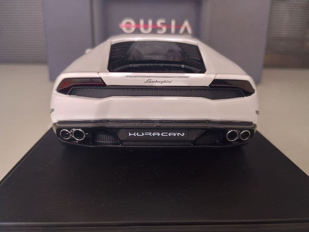 京商 kyosho ランボルギーニ ウラカン LP610-4 1/18