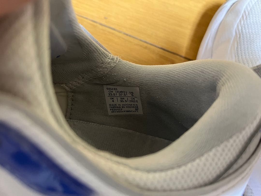美品✨asics GLIDE NOVA 23.5 グライドノヴァff4