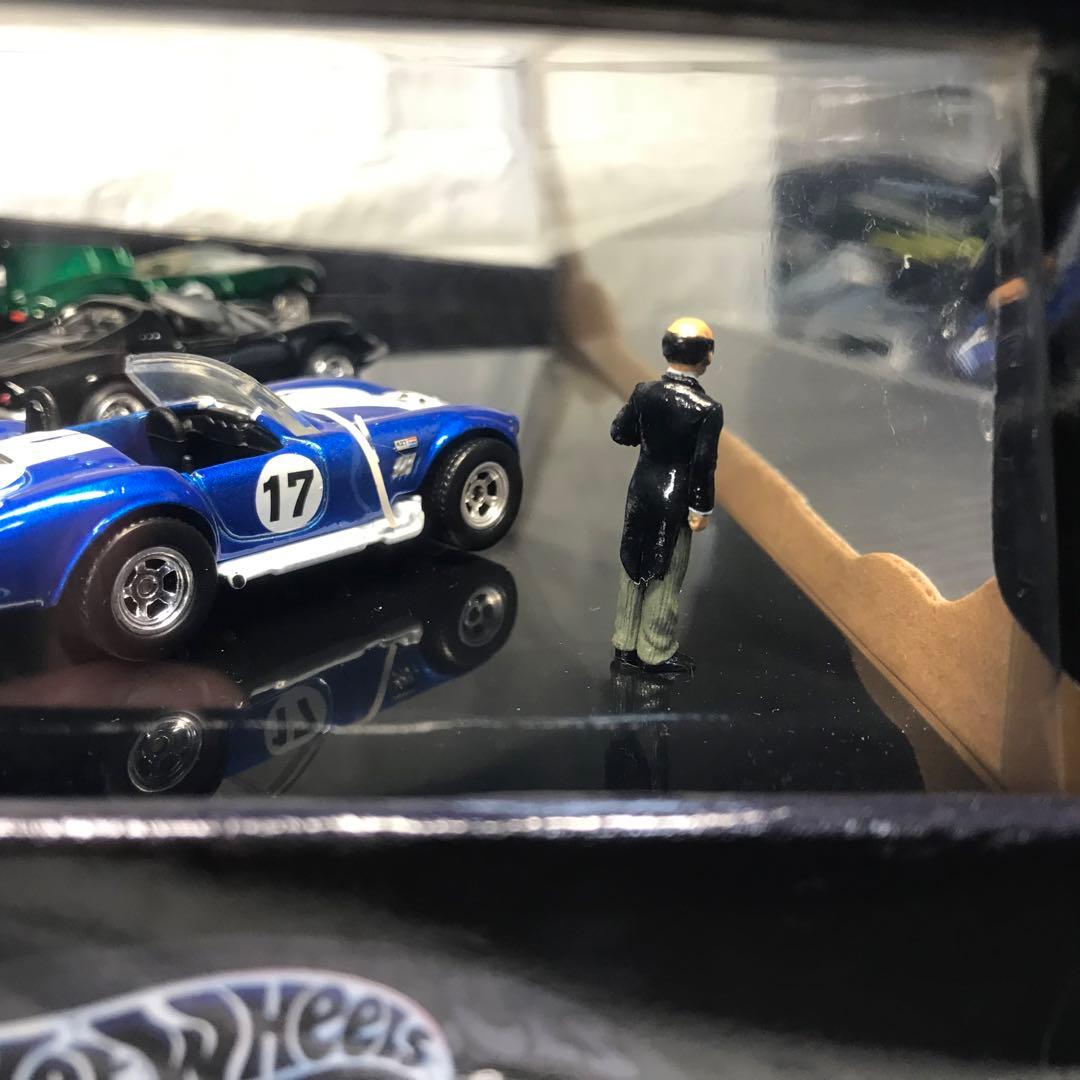 ミニカー HotWheels THE BRUCE WAYNE COLLECTION