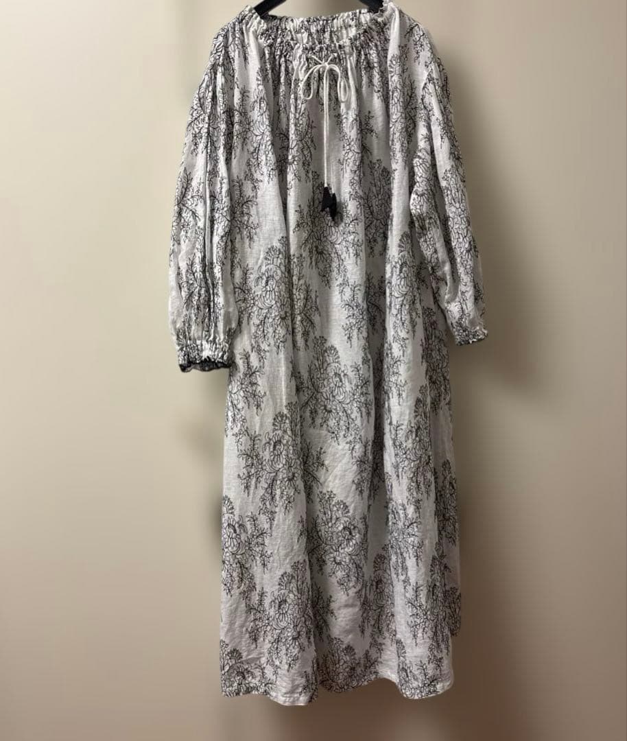 【 nest Robe 】エンブロイダリーリネン ワンピース 刺繍