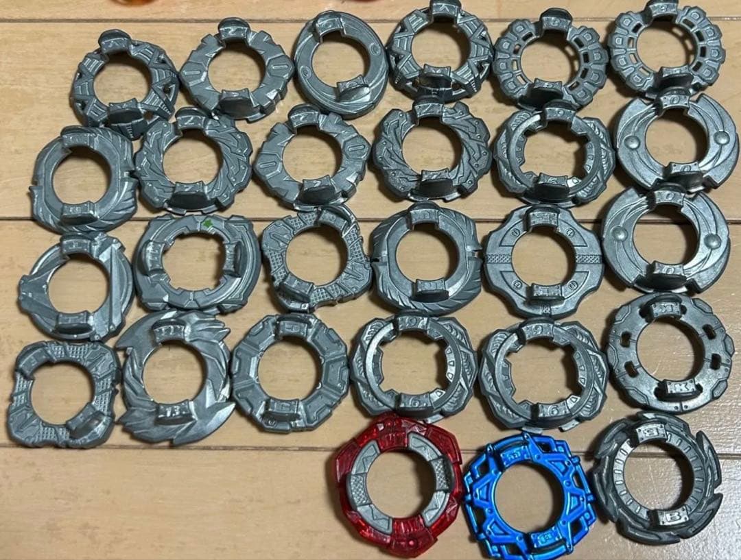 ベイブレード大量まとめ売り ランチャー グリップ レイヤードライバーディスク