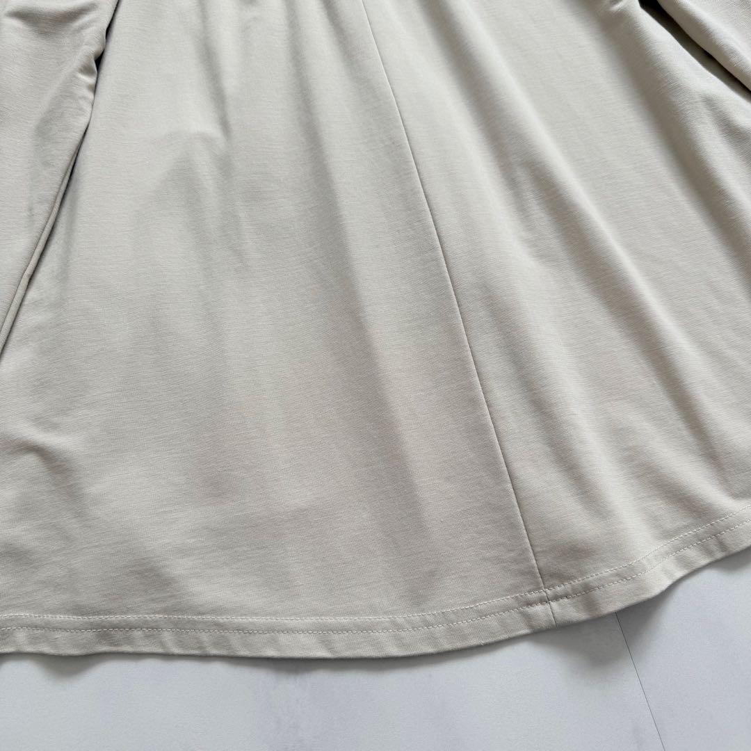 SOEJU ソージュ　ボウスタイルプルオーバー　ベージュ　M