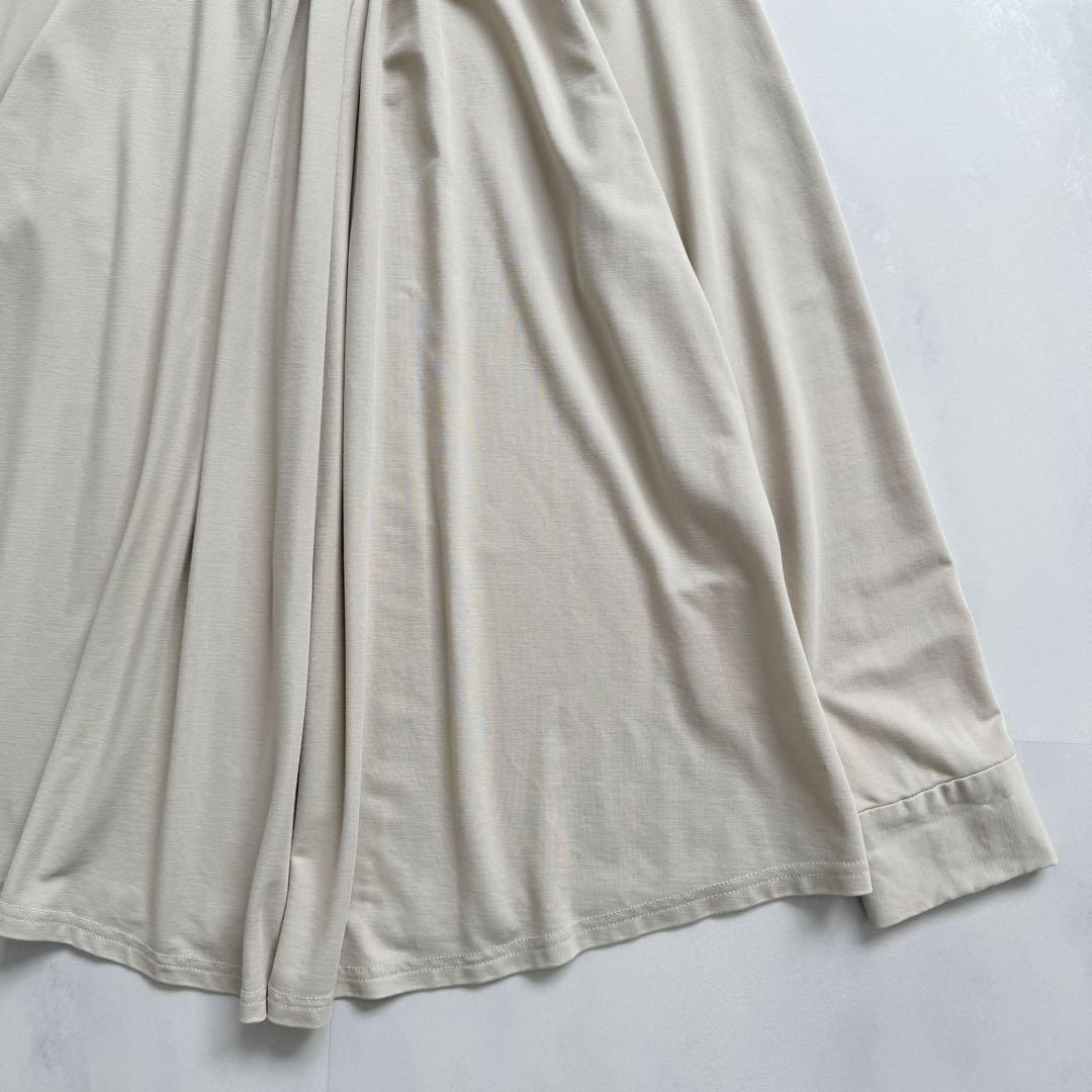 SOEJU ソージュ　ボウスタイルプルオーバー　ベージュ　M