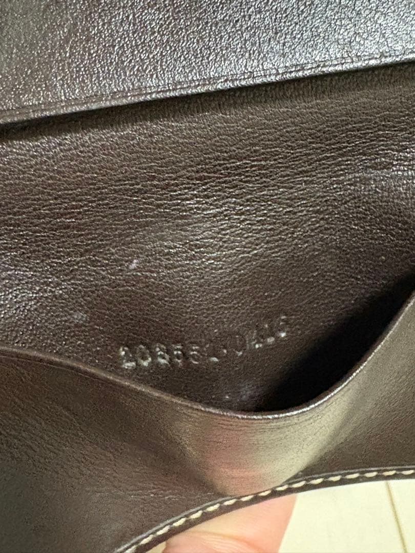 Gucci キーケース ハート 型 金具付き