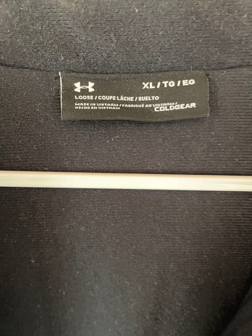 Under Armour フード付き ベンチコート ブラック 【美品】