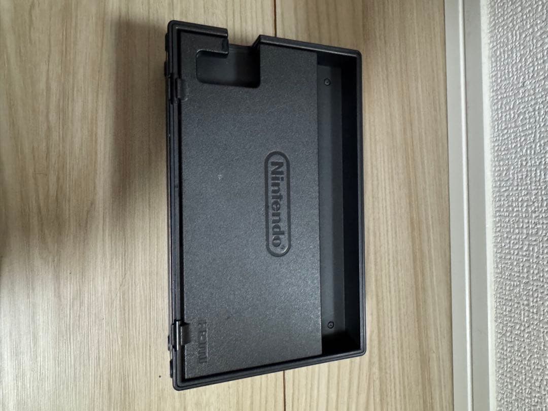 Nintendo Switch 青/黒 &赤Joy-Con 外箱なし他社製ケース