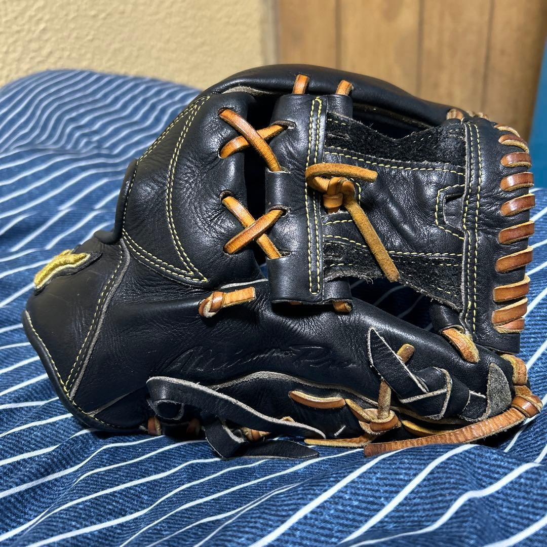 Mizuno ブラックレザー 軟式グローブ