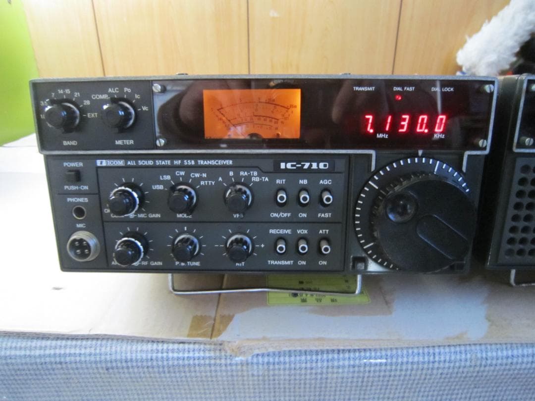 ICOM　HF オールモード　IC-710　専用電源付 現完動　100ｗ