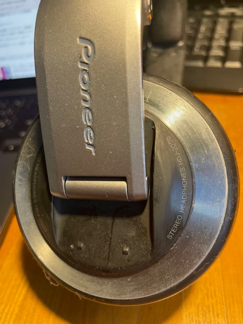 Pioneer PRO DJ ヘッドホン HDJ-2000 キャリングケース付き