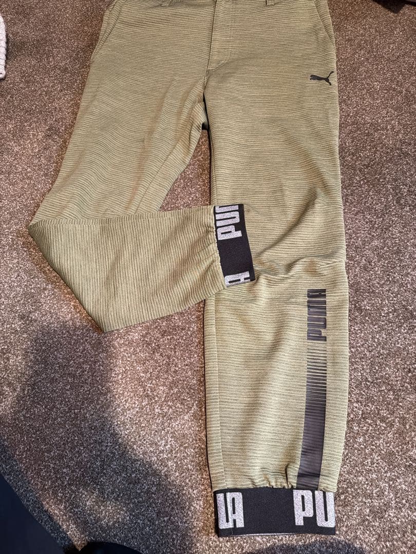 PUMA ジャージセットアップMサイズ オリーブグリーン