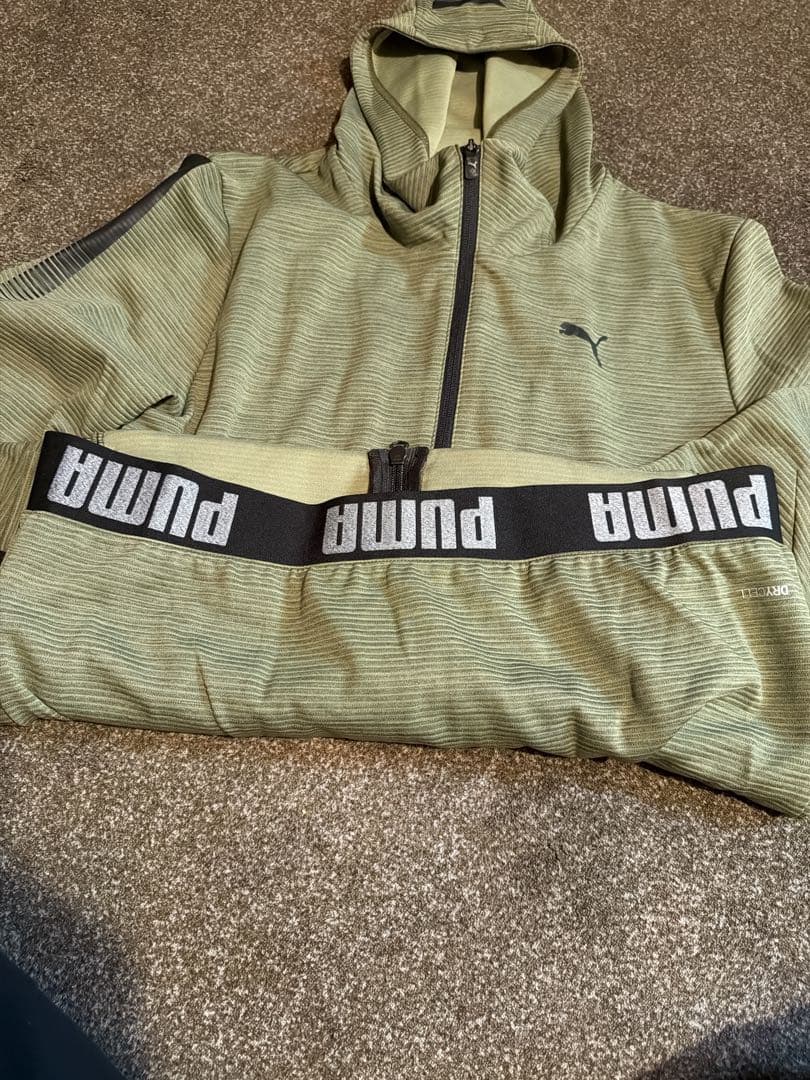 PUMA ジャージセットアップMサイズ オリーブグリーン