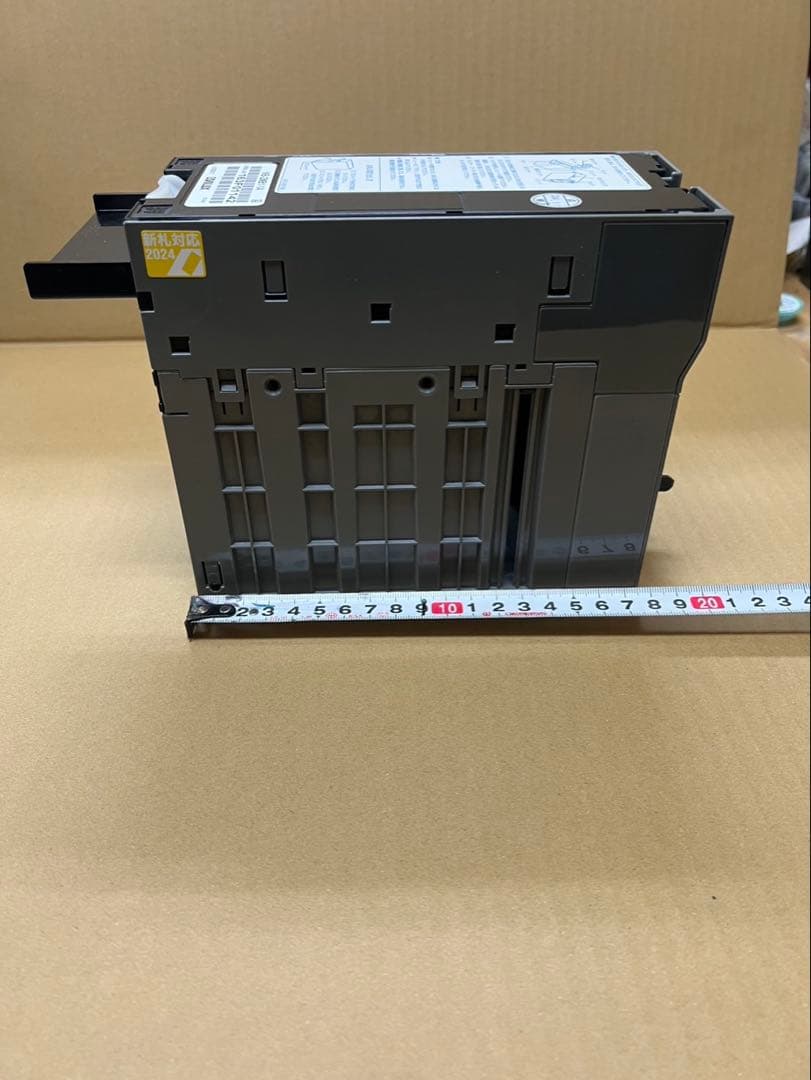 両替機　令和6年新札対応識別機　ビルバリ　領収書OK