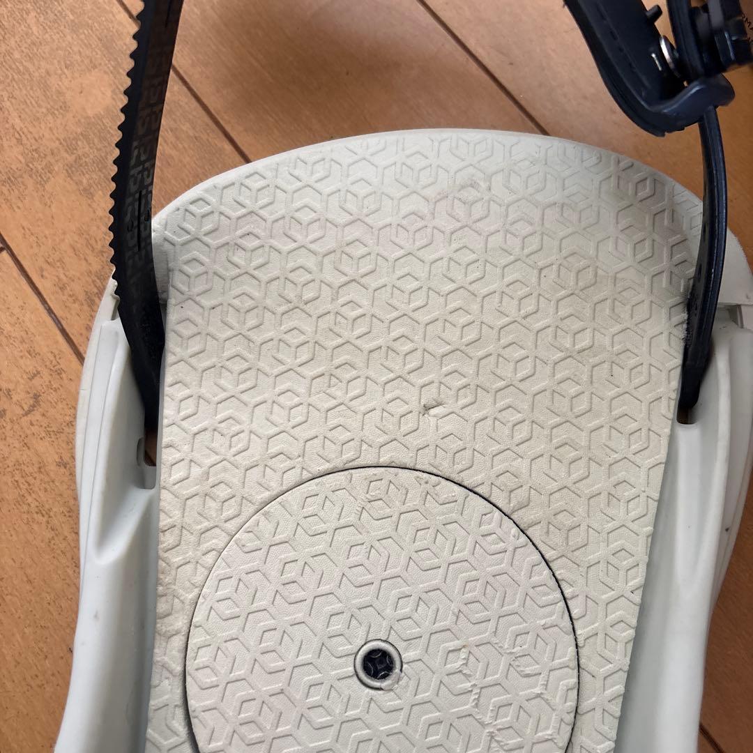 スノーボード UNION STRATA BONE WHITE