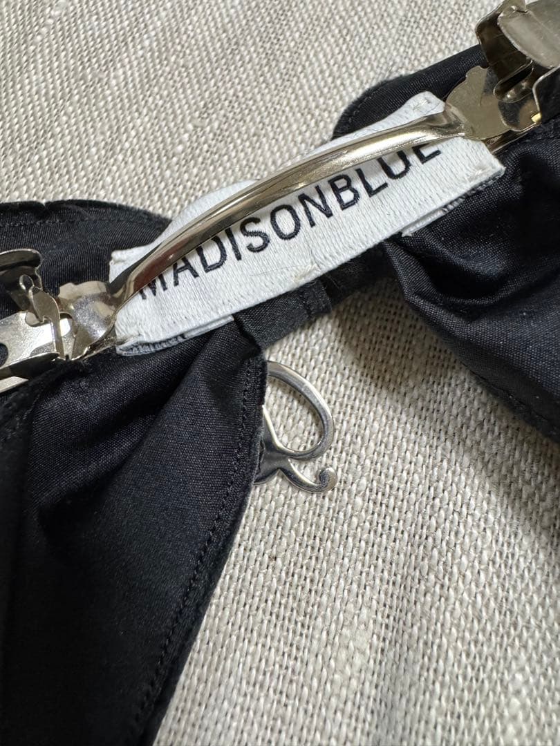 ヘアアクセサリー MADISONBLUE RIBBON BARRETTA