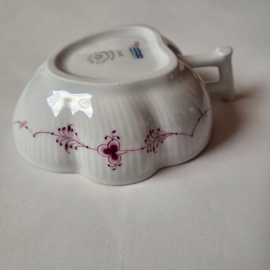 未使用　ロイヤルコペンハーゲン　パープルフルーテッド　リーフディッシュ