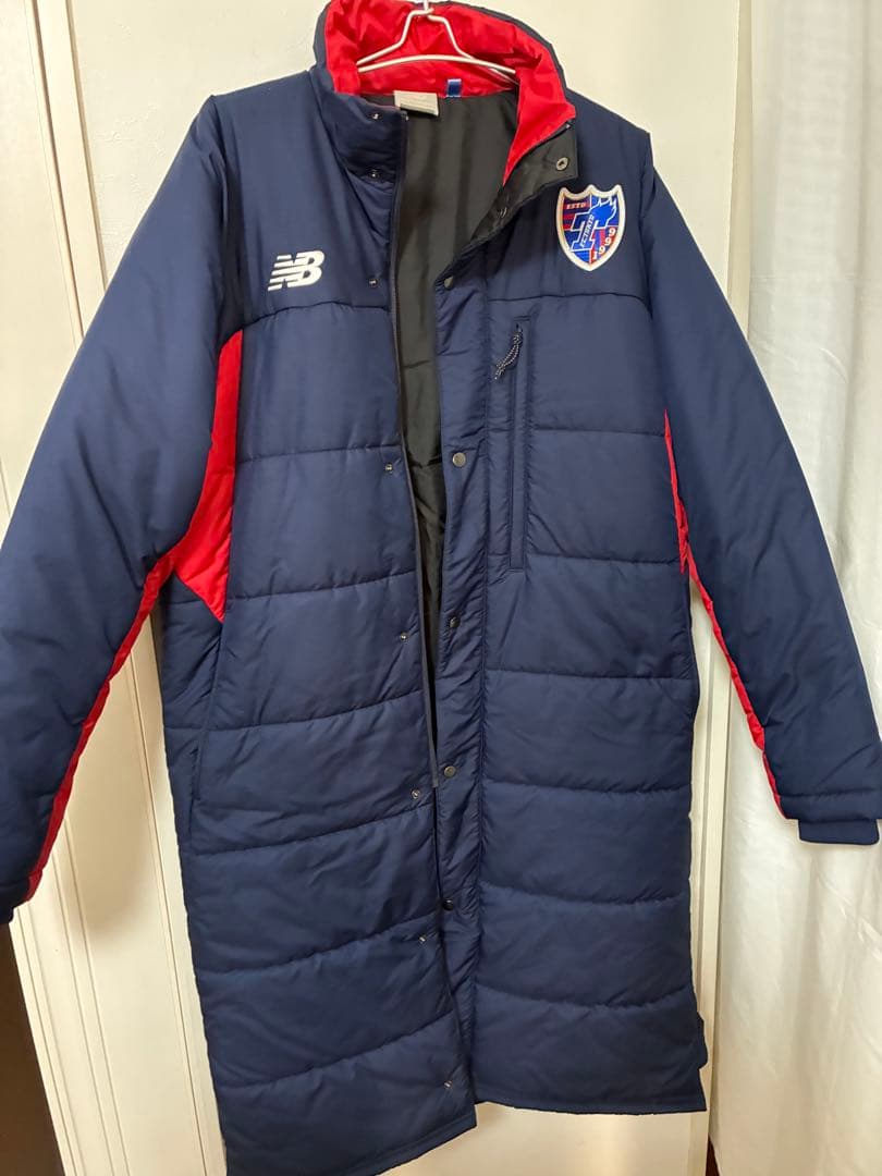 ※※とんかつ※※美品FC東京New Balance ベンチコート Lサイズ