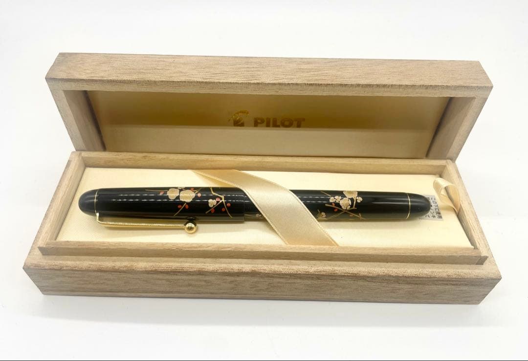 【新品未使用】PILOT 国光会　蒔絵　漆　ペン先K14 梅