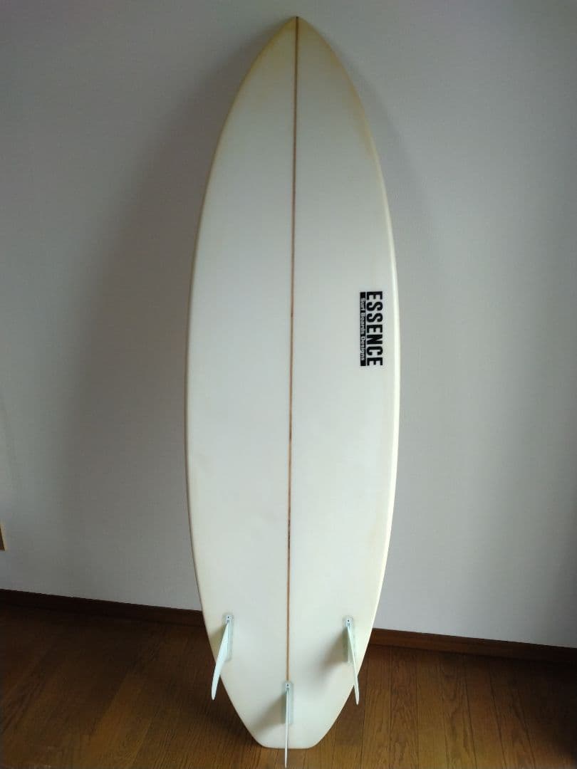 ESSENCE ファンボード6.4ft トライフィン
