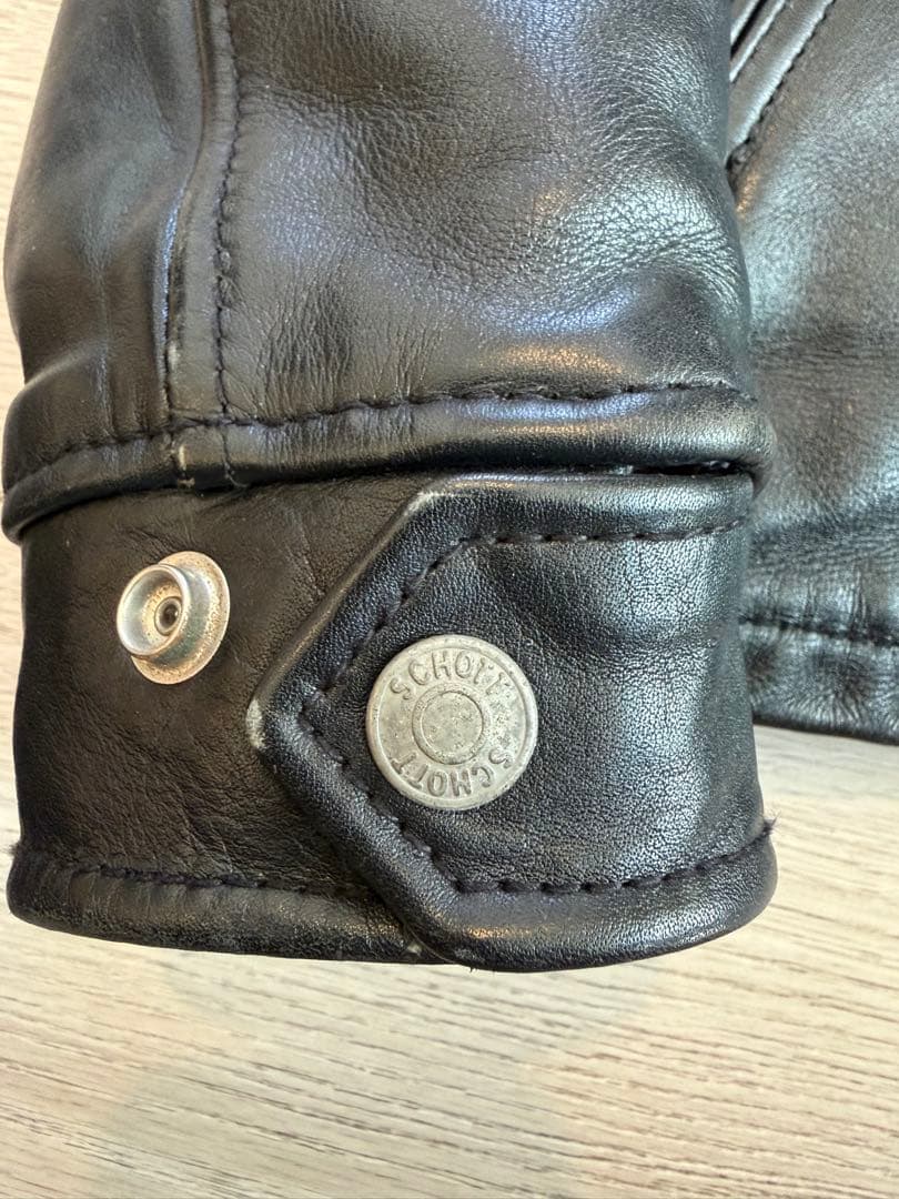 SCHOTT ブラックレザーシングルライダースジャケット