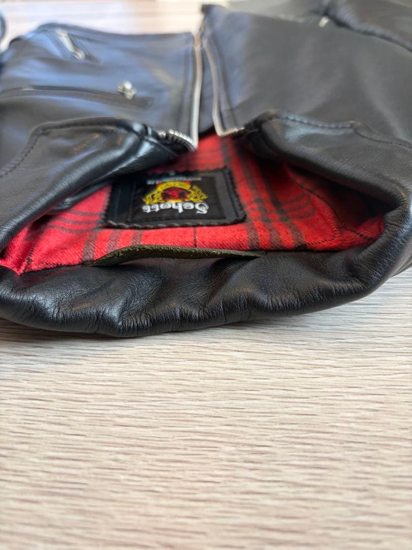 SCHOTT ブラックレザーシングルライダースジャケット