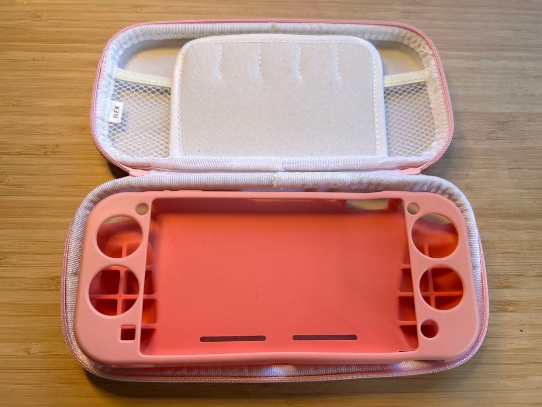 Nintendo Switch Lite コーラル本体