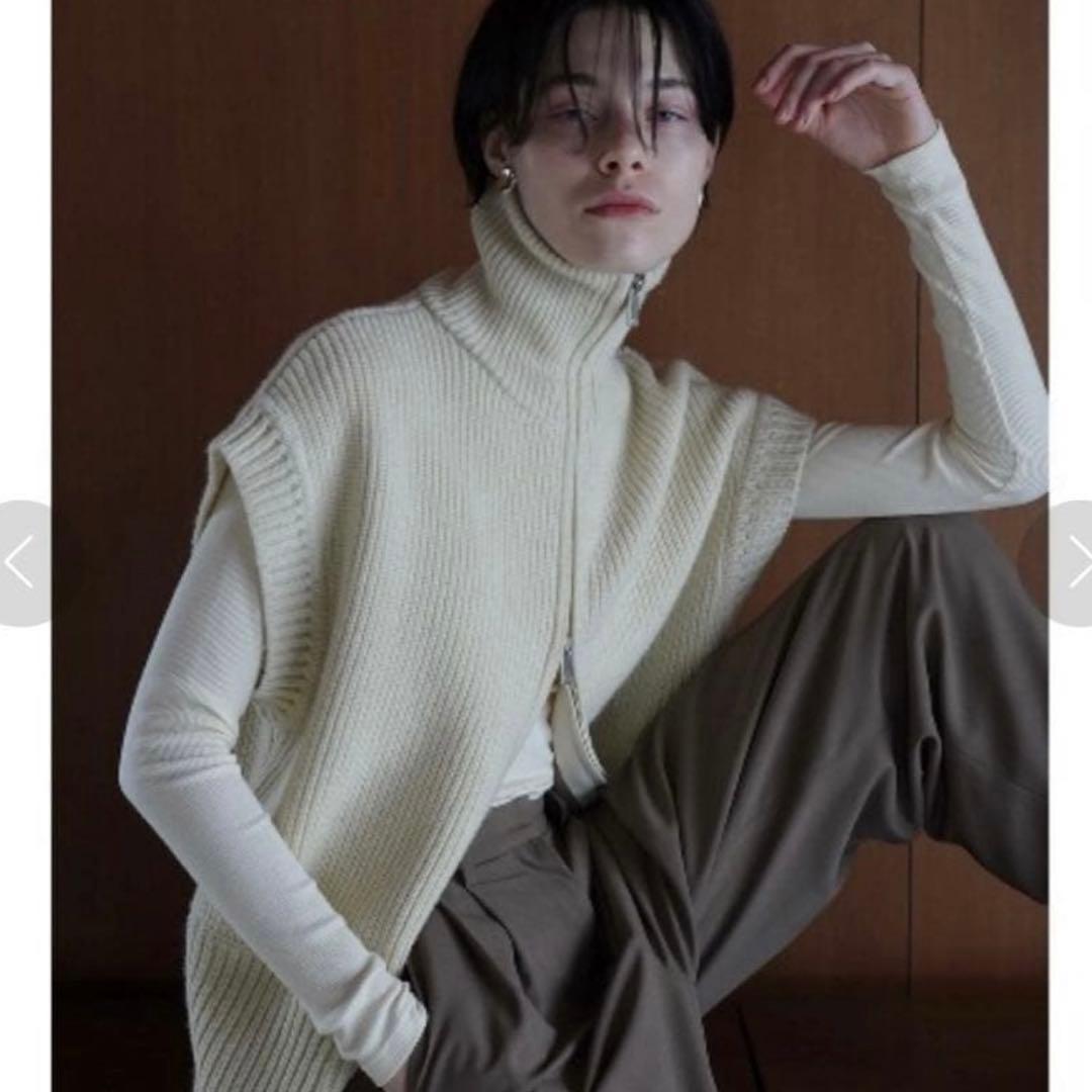 【美品】CLANE ZIP COLLAR KNIT VEST-ivory