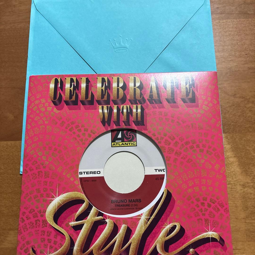 Bruno Mars Treasure / 24K Magic レコード