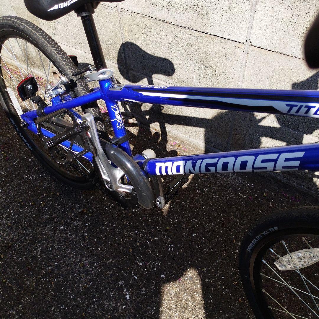 MON EXPERT BMX 20インチ 青