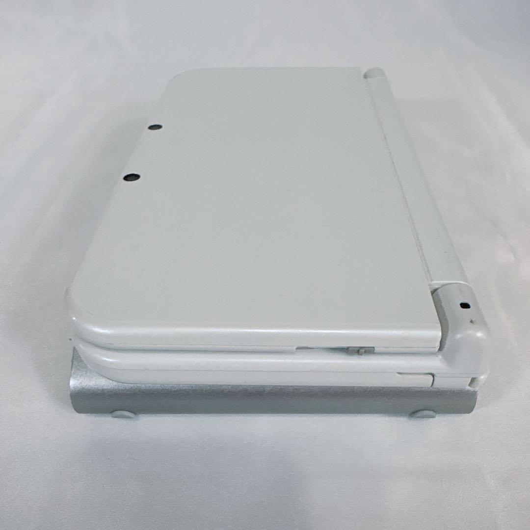 Newニンテンドー3DSLL パールホワイト　充電器付