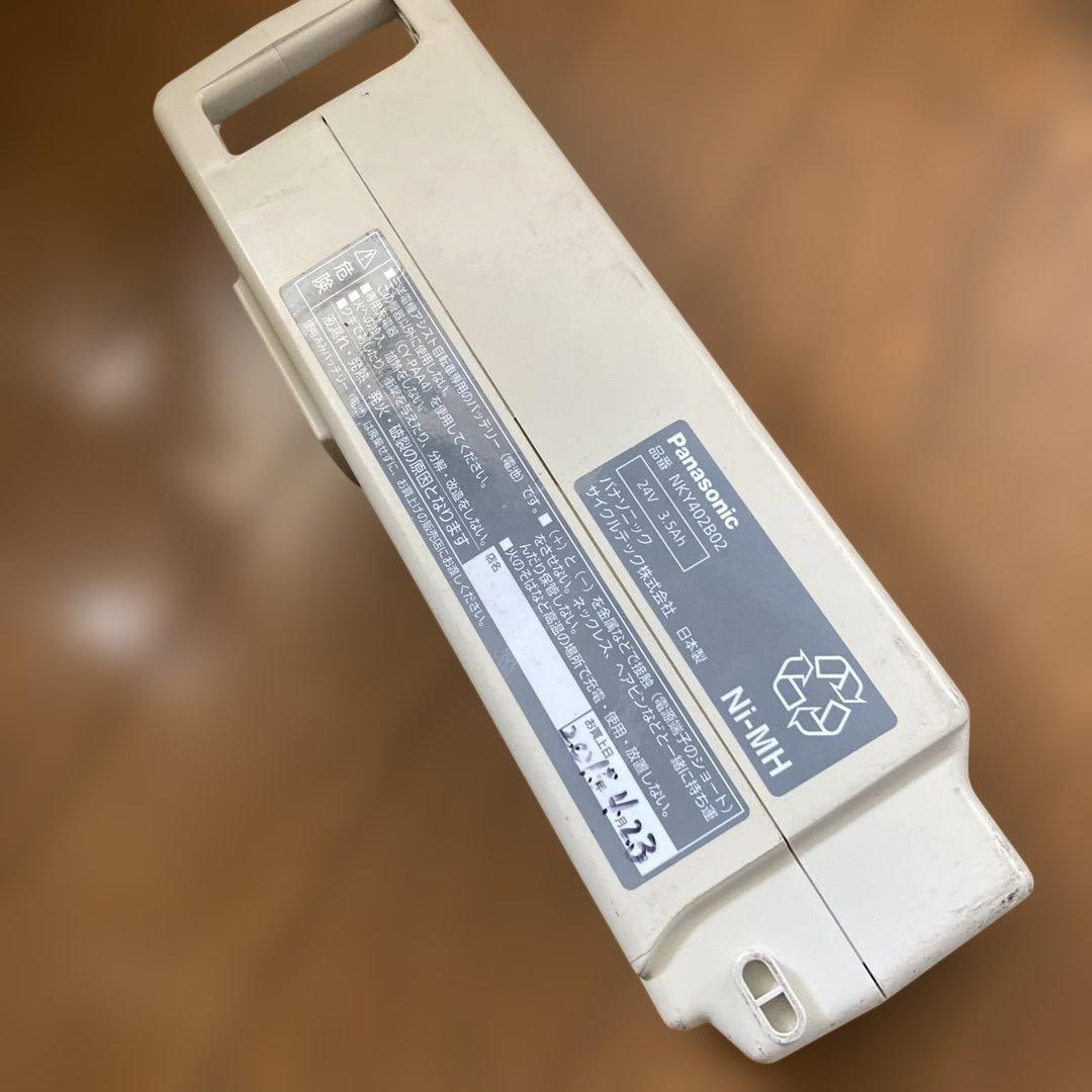 サンヨー充電器　CY-PAA4 バッテリー付属します