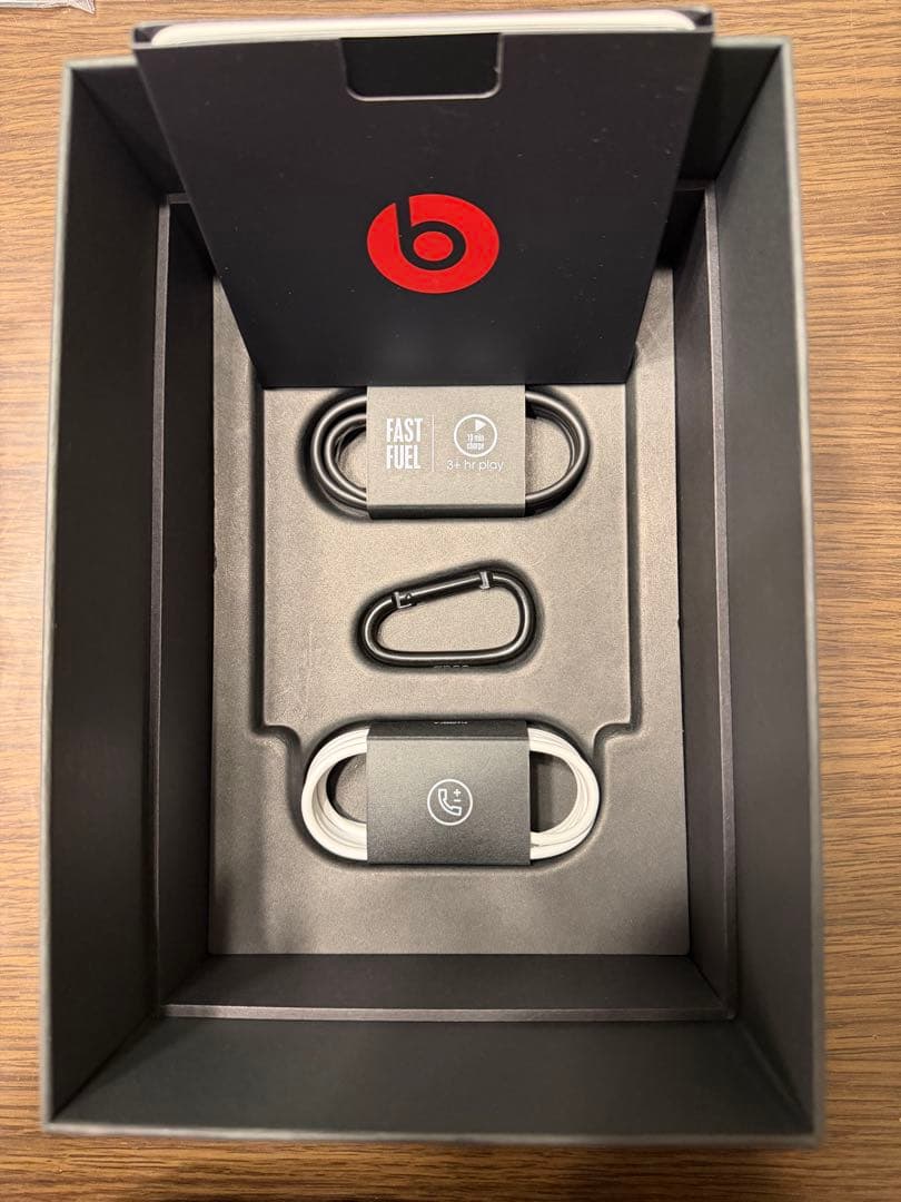 Beats Studio3 ワイヤレスヘッドフォン ホワイト