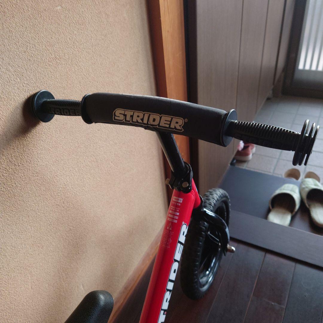 【美品、サビなし、キズ少ない】STRIDER バランスバイク 赤 12インチ