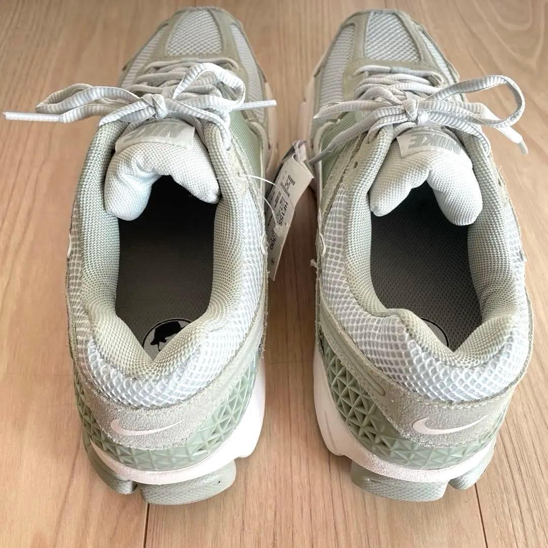 NIKE ナイキ　ZOOM VOMERO 5 ズーム ボメロ 5 27.5cm