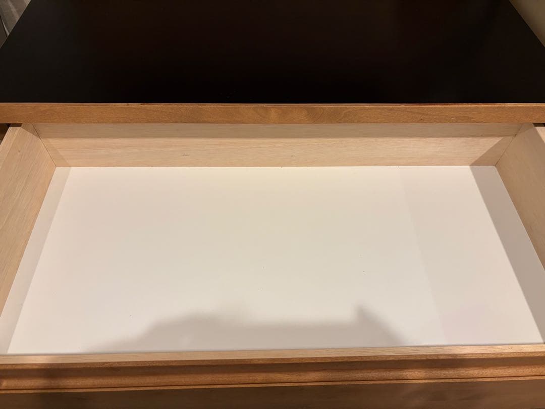 ウニコ　unico 食器棚