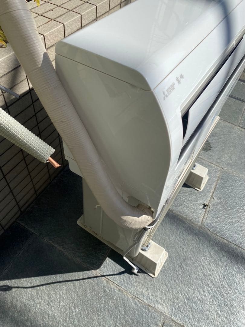 【直接引き取り】エアコン　三菱　MSZ-R2224-W 2024年製